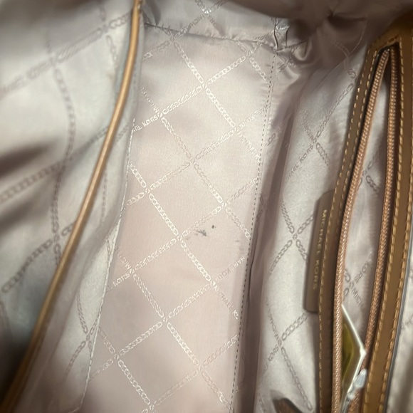 Michael Kors Carine handbag - Picture 8 of 9